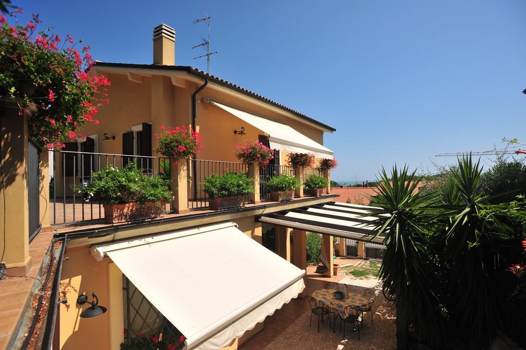 Belsit Bed&Breakfast Bed & Breakfast Porto San Giorgio Exterior photo